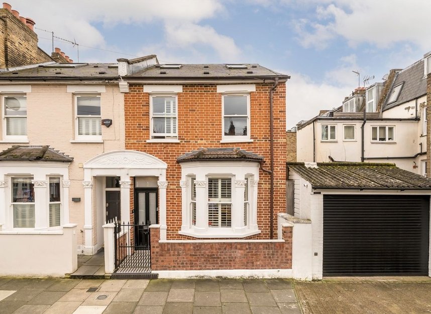 Properties for sale in Knivet Road - SW6 1JR view1