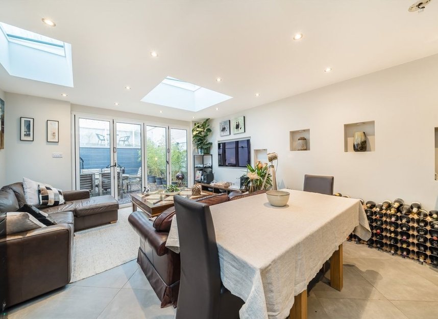 Properties for sale in Knollys Road - SW16 2JX view7