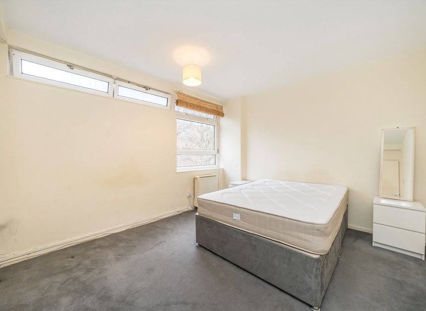 Properties for sale in Lacy Road - SW15 1NS view2