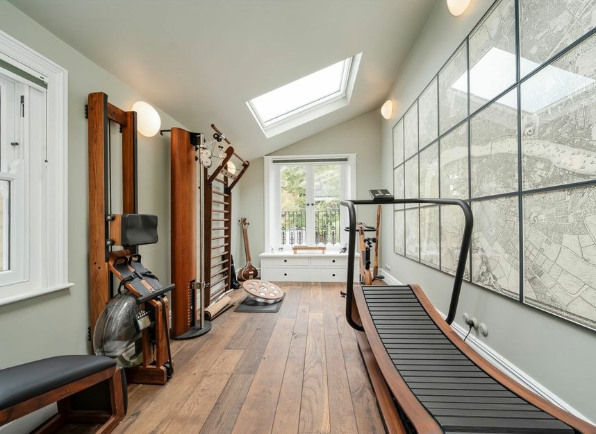 Properties for sale in Lady Somerset Road - NW5 1TU view6