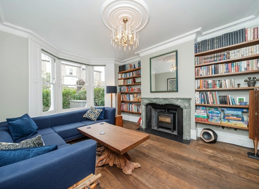 Properties for sale in Lady Somerset Road - NW5 1TU view3