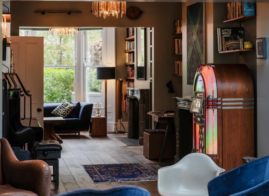 Properties for sale in Lady Somerset Road - NW5 1TU view10