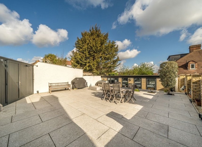 Properties for sale in Lamberhurst Road - SE27 0SD view12