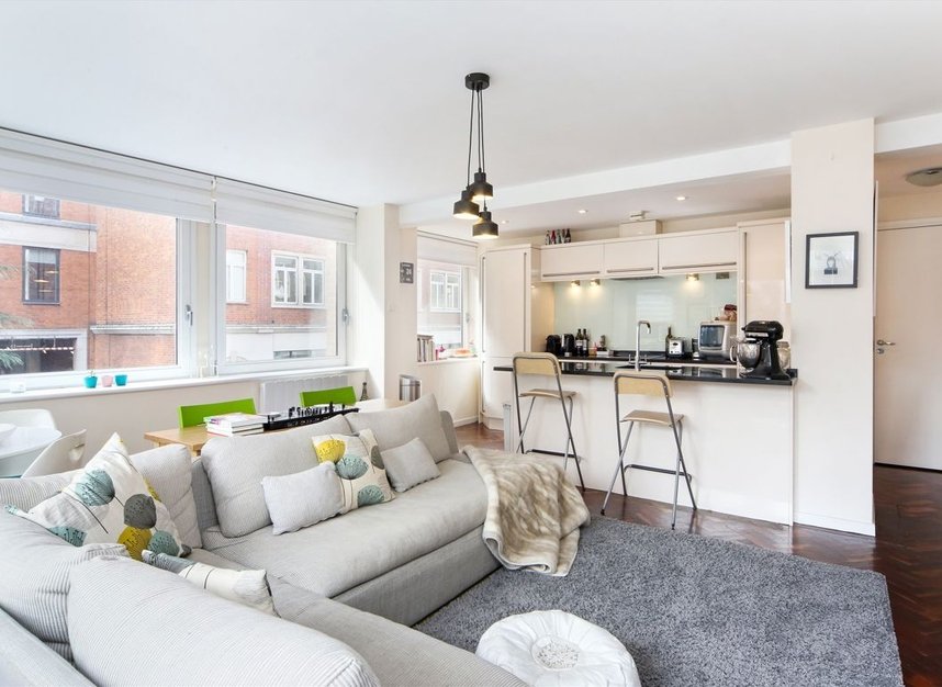 Properties for sale in Lambs Conduit Street - WC1N 3LE view2