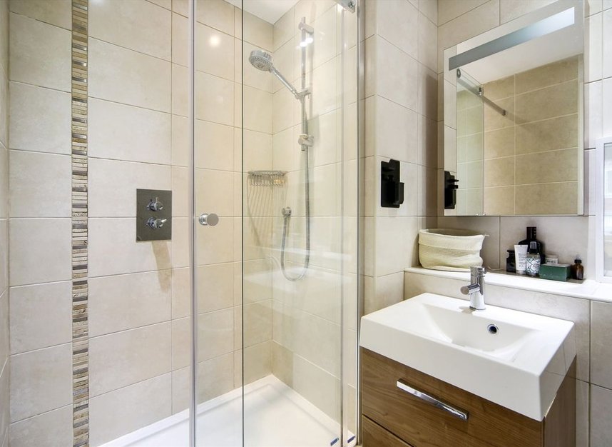 Properties for sale in Lambs Conduit Street - WC1N 3LE view8