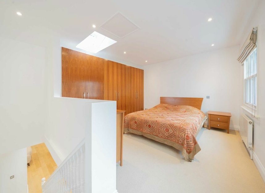 Properties for sale in Lancaster Mews - W2 3QE view7