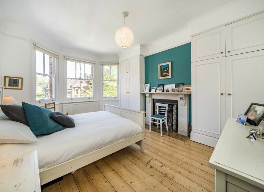 Properties for sale in Lanercost Road - SW2 3DN view7