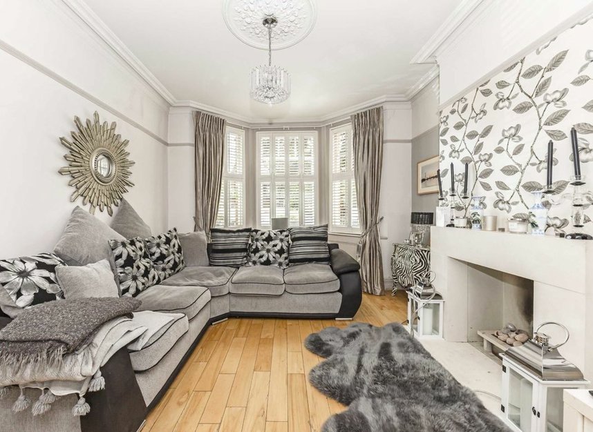 Properties for sale in Lanercost Road - SW2 3DR view6