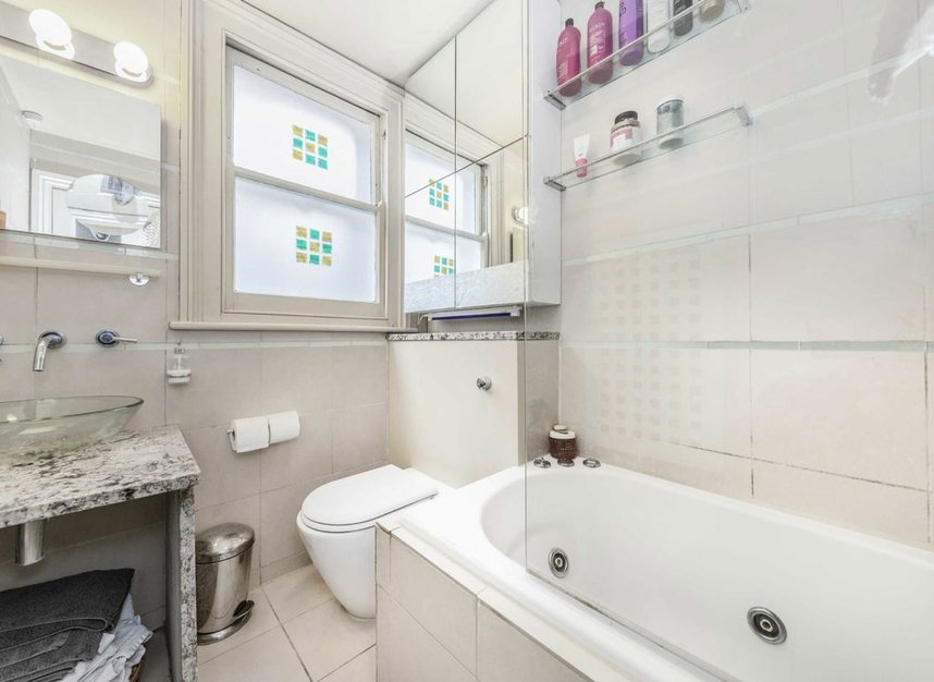 Properties for sale in Lanercost Road - SW2 3DR view12