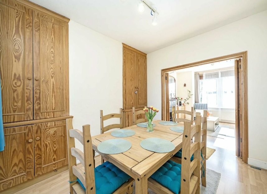 Properties sold in Lateward Road - TW8 0PL view2