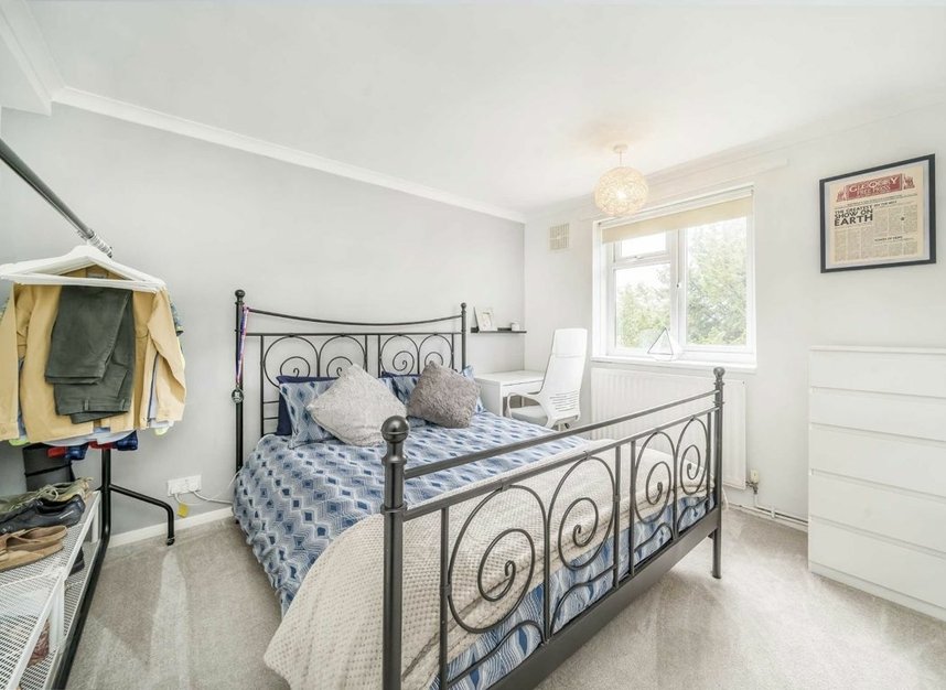 Properties for sale in Leigham Court Road - SW16 3RD view4