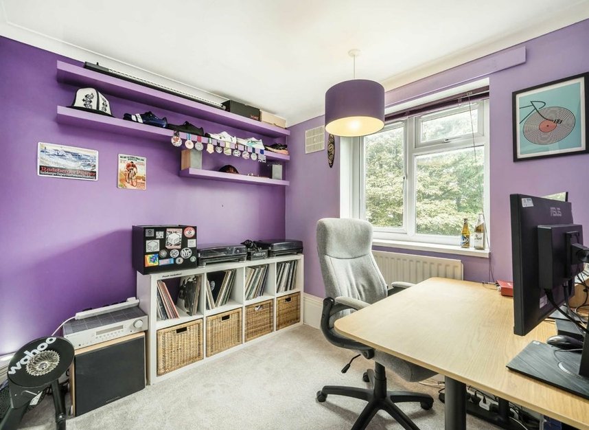Properties for sale in Leigham Court Road - SW16 3RD view6