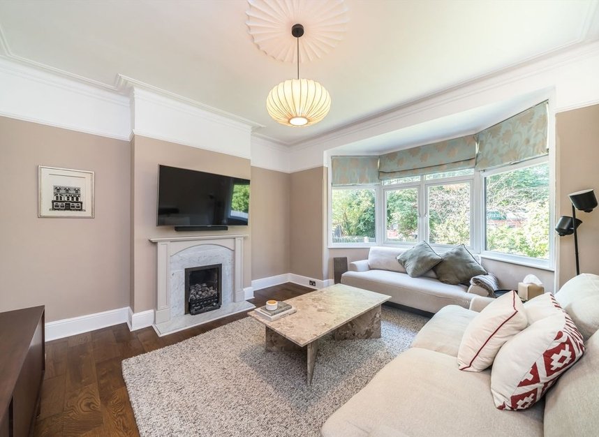 Properties for sale in Leigham Court Road - SW16 2SE view2