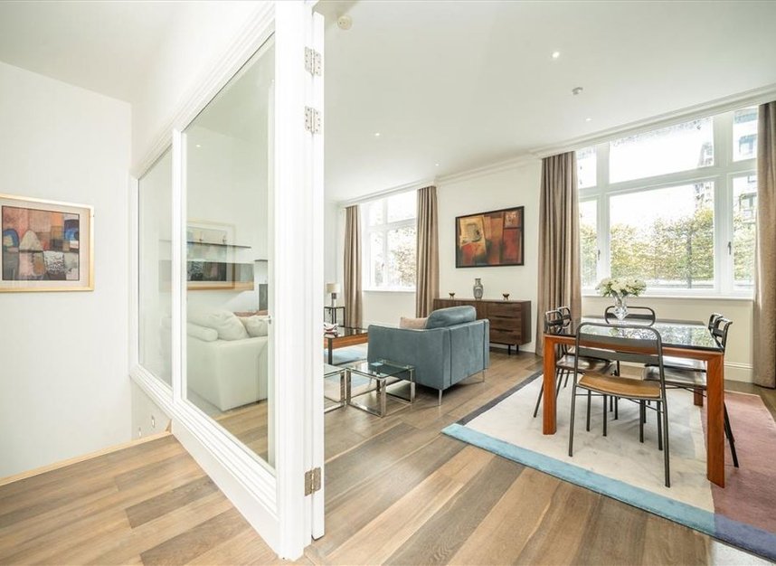 Properties for sale in Leman Street - E1 8EY view6