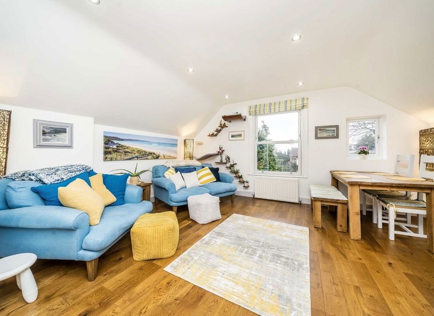 Properties for sale in Leopold Road - W5 3PB view2