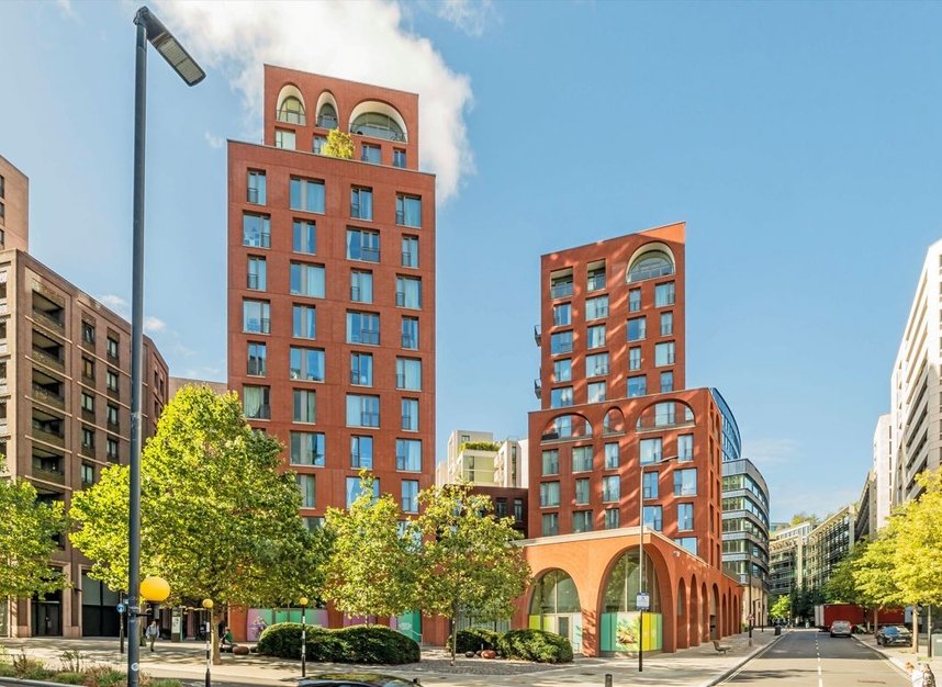 Properties for sale in Lewis Cubitt Walk - N1C 4EQ view1