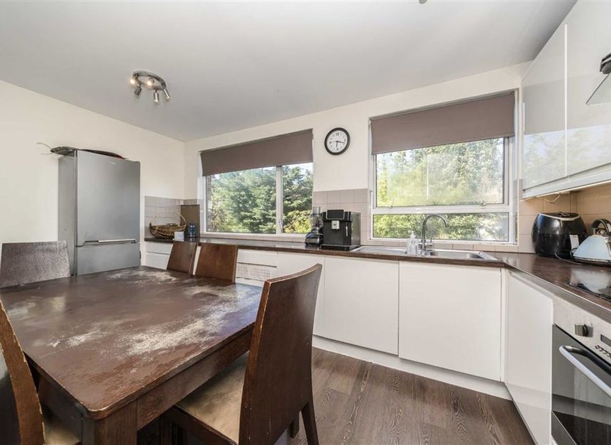 House terraced for sale in Leyland Road, London, SE12 (Ref 224906