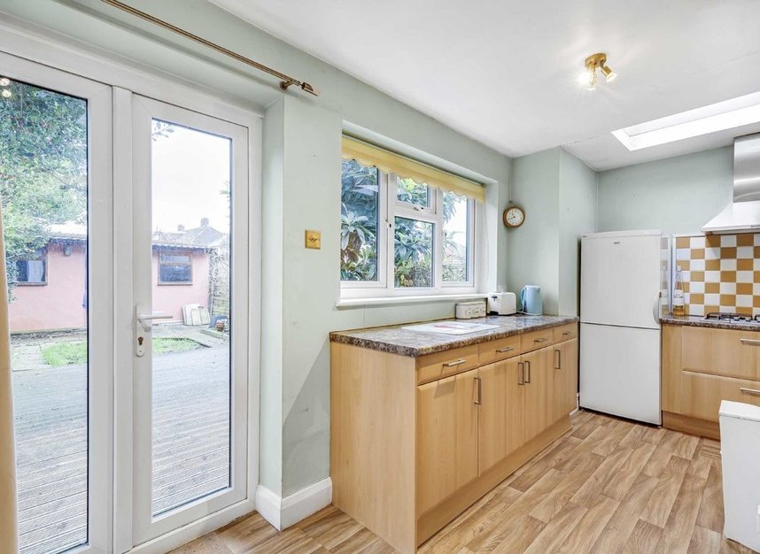 House terraced for sale in Lincoln Avenue, Twickenham, TW2 (Ref