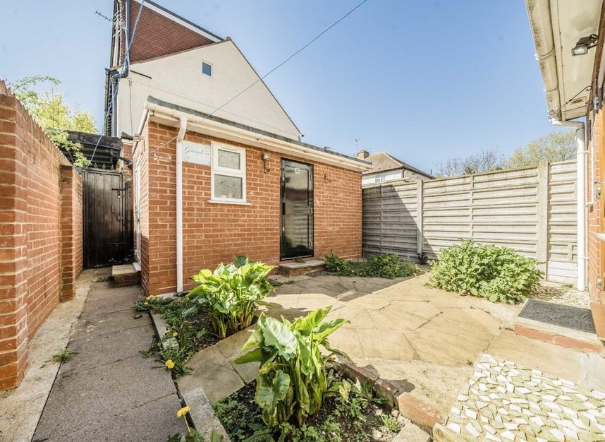 Properties for sale in Lionel Road North - TW8 9QT view4