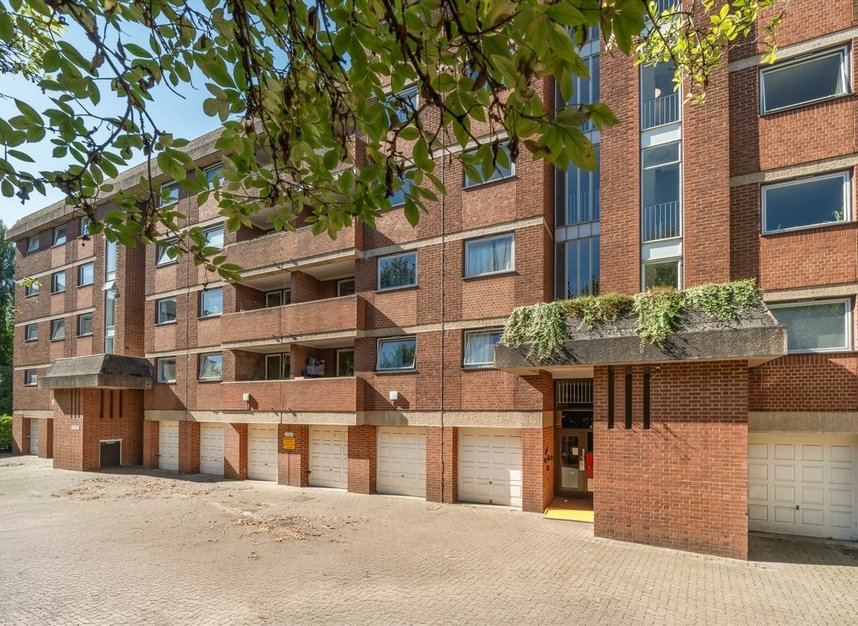 Properties for sale in Lissenden Gardens - NW5 1LZ view7
