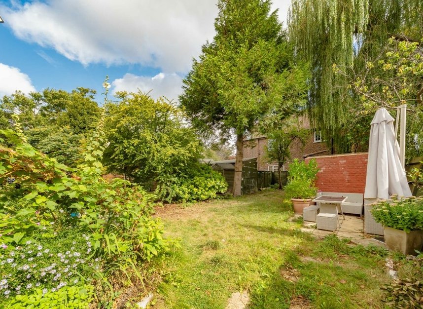 Properties for sale in Long Lane - N3 2HY view7