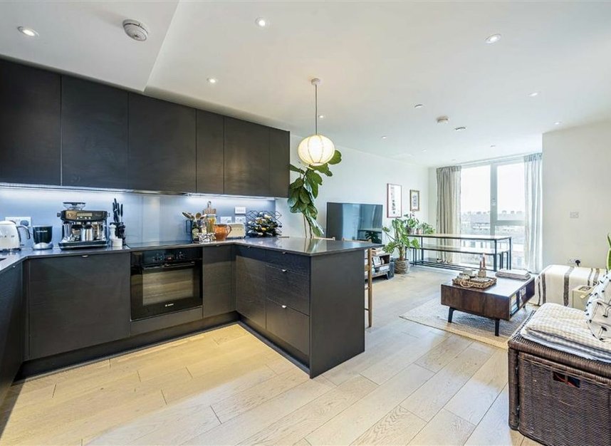 Properties for sale in Long Lane - SE1 4GT view2
