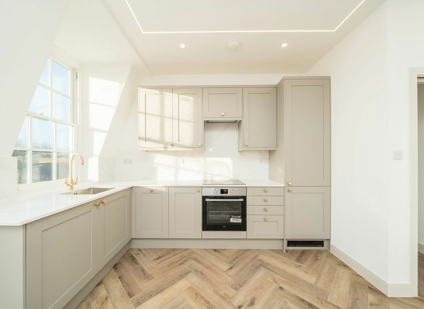 Properties for sale in Longfield Street - SW18 5RE view6