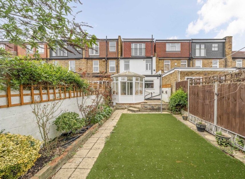 House for sale in Loveday Road, London, W13 (Ref 220076) Dexters