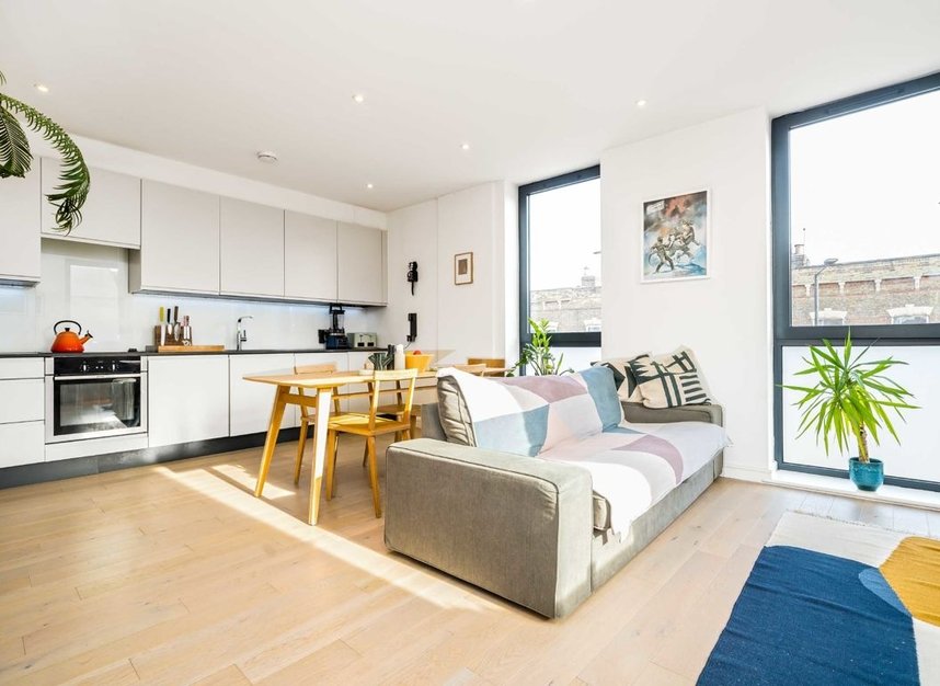 Flat for sale in Lower Clapton Road, London, E5 (Ref 219688) Dexters
