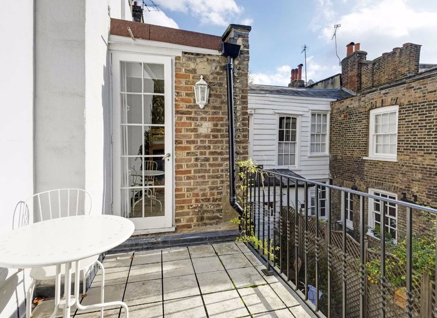Properties for sale in Lower Terrace - NW3 6RG view11