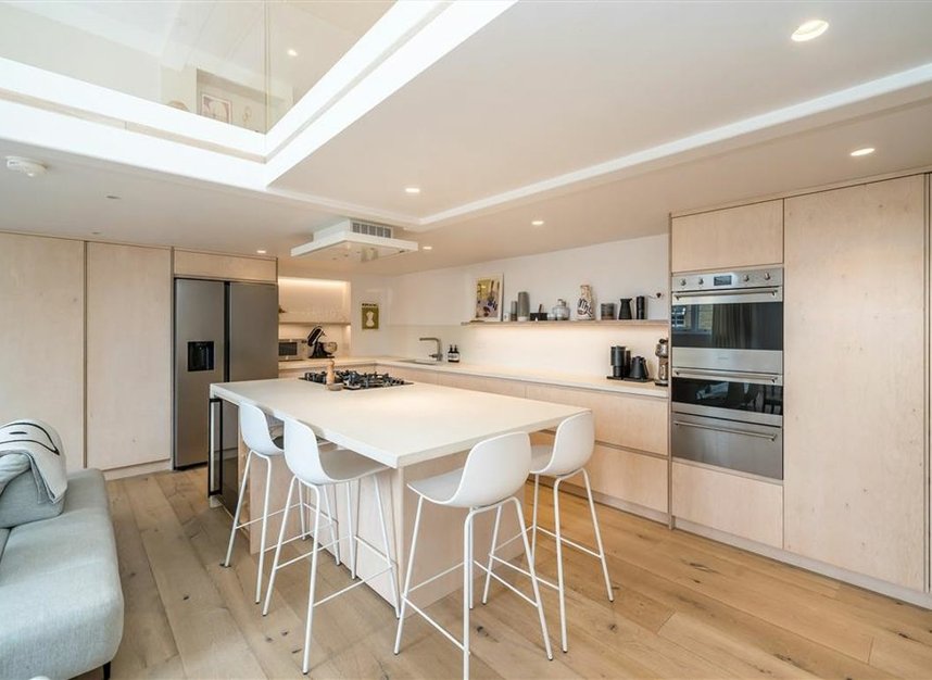 Properties for sale in Lyham Road - SW2 5EB view4