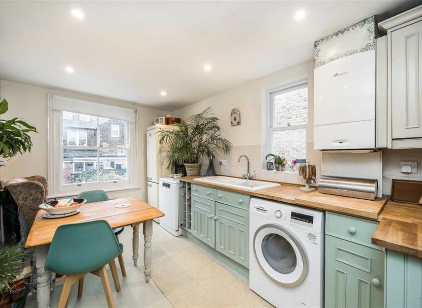 Properties sold in Lynette Avenue - SW4 9HD view2