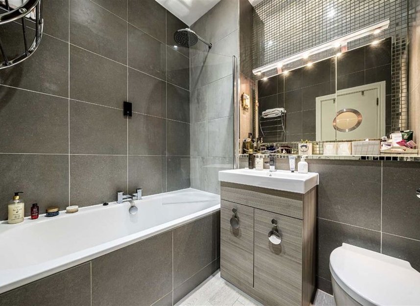 Properties for sale in Maidstone Buildings Mews - SE1 1GJ view7