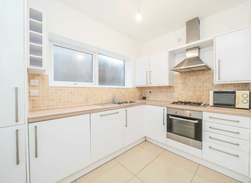 Properties sold in Main Street - TW13 6SY view3