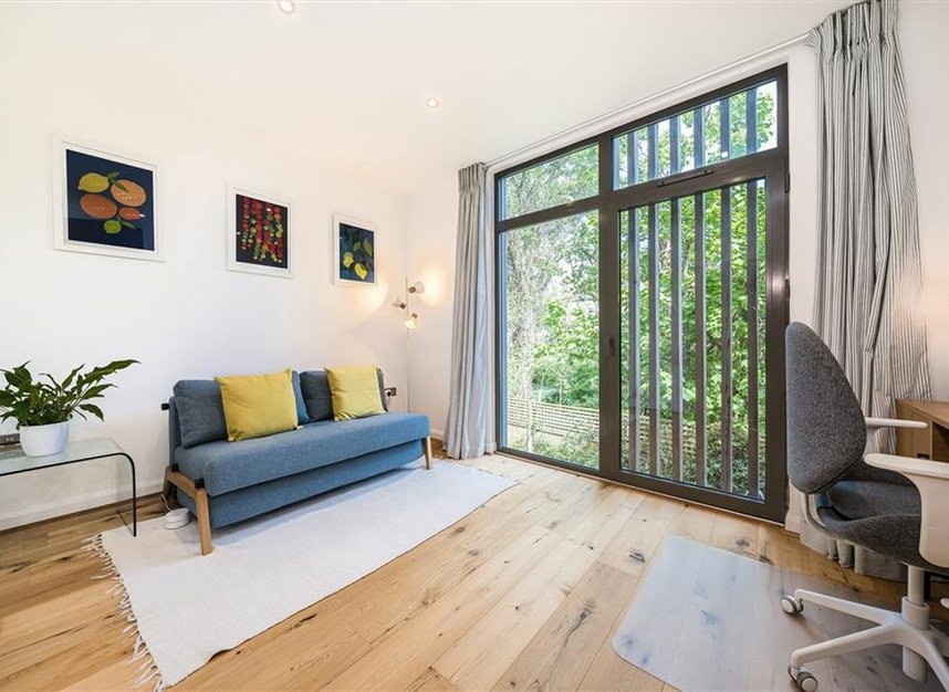 Properties sold in Malpas Road - SE4 1BS view9