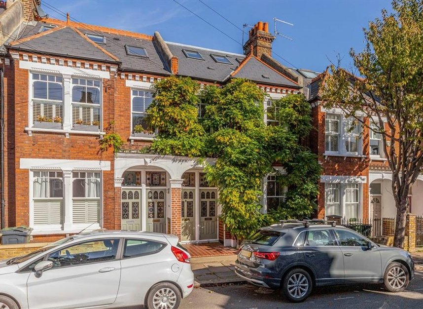 Properties sold in Mandalay Road - SW4 9EE view1