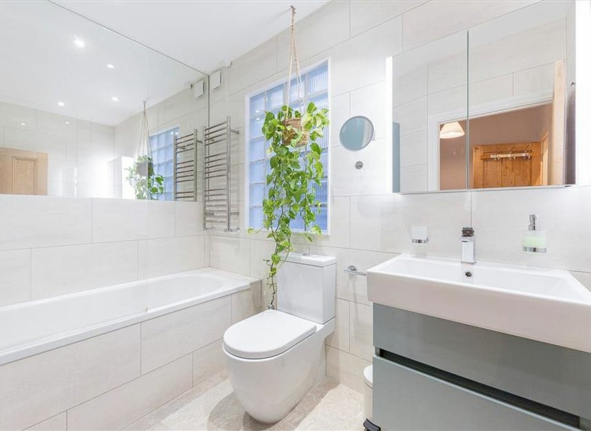 Properties sold in Mandalay Road - SW4 9EE view7