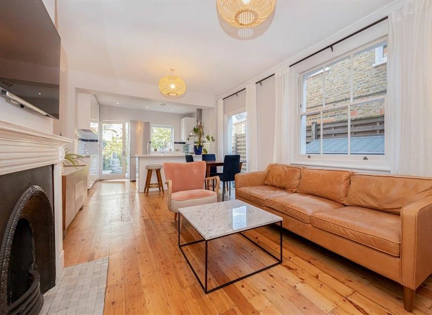 Properties sold in Mandalay Road - SW4 9EE view2