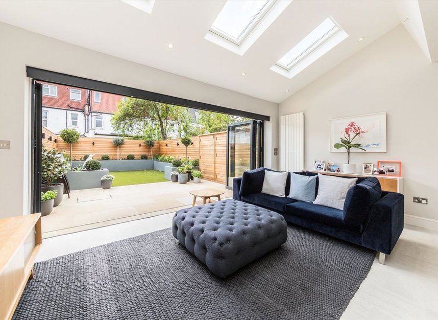 Properties for sale in Mandrake Road - SW17 7PZ view7