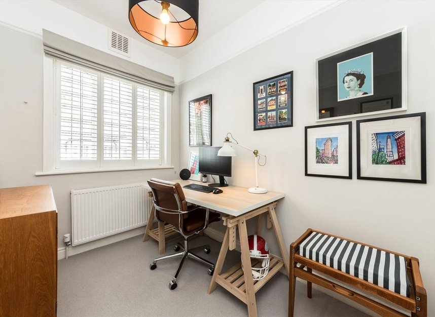 Properties for sale in Mandrake Road - SW17 7PZ view12
