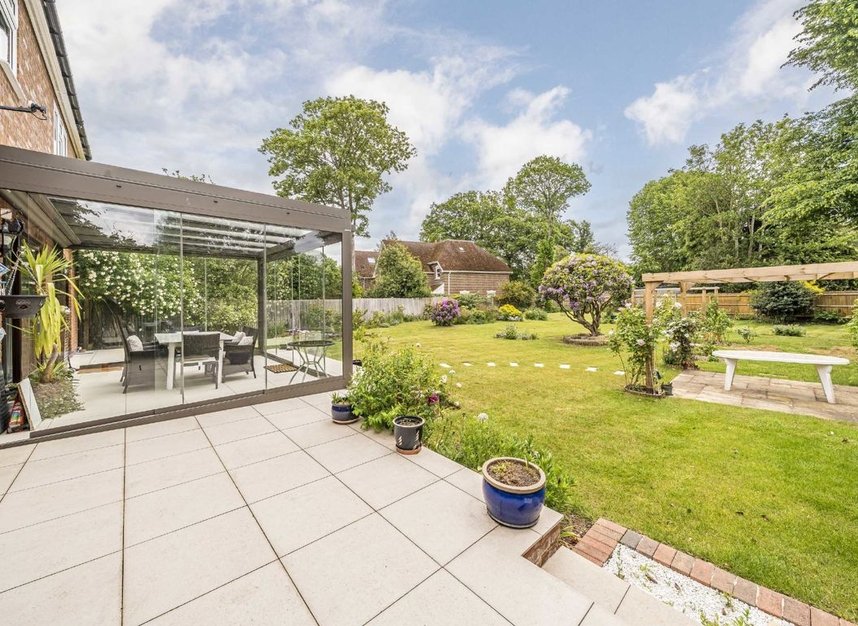 Properties for sale in Manor Gardens - TW12 2TX view10