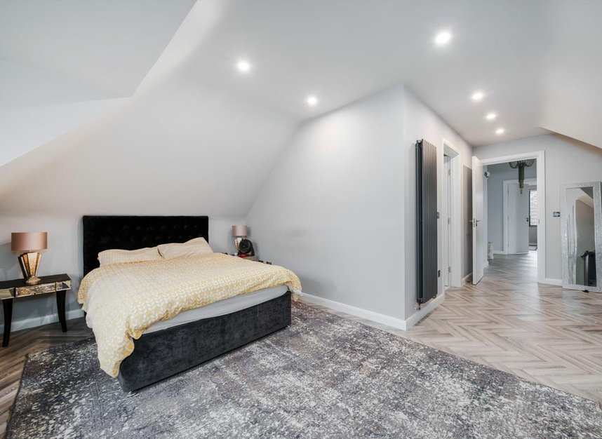 Properties for sale in Manor House Drive - NW6 7DF view18