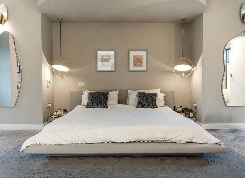 Properties for sale in Manor House Drive - NW6 7DF view13