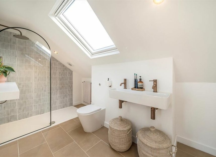 Properties for sale in Manor Lane - SE13 5QP view10