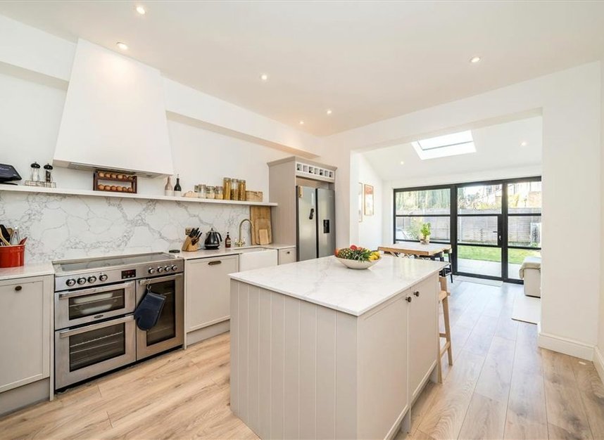 Properties for sale in Manor Lane - SE13 5QP view4