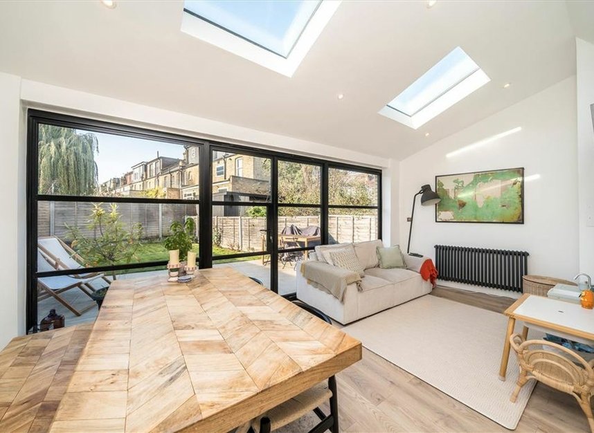 Properties for sale in Manor Lane - SE13 5QP view5