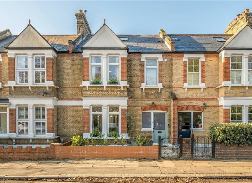 Properties for sale in Manor Lane - SE13 5QP view1