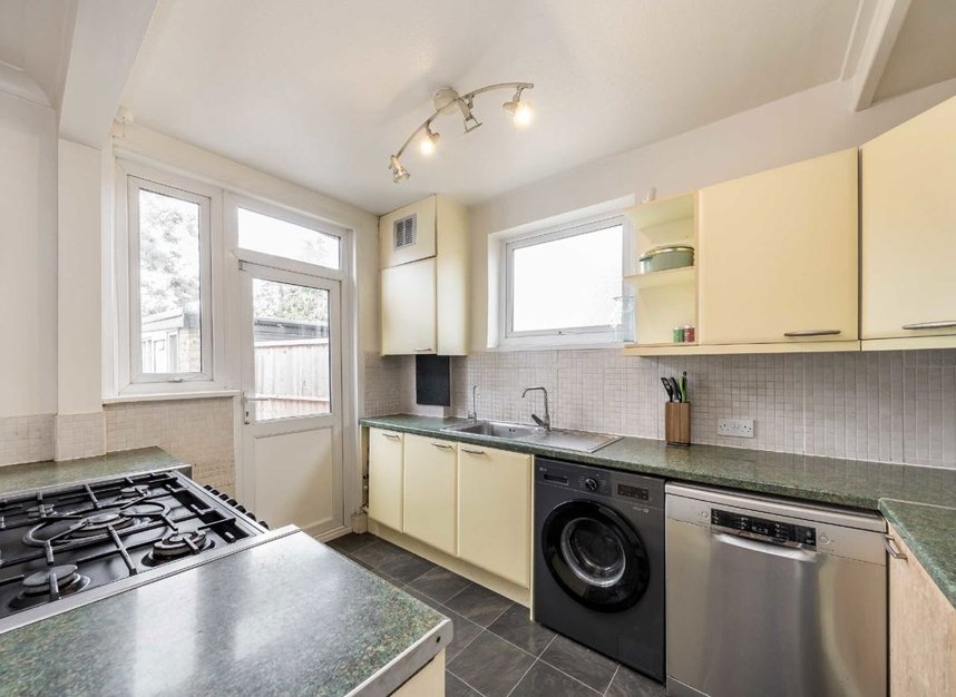 Properties for sale in Manor Lane - TW16 6JE view4