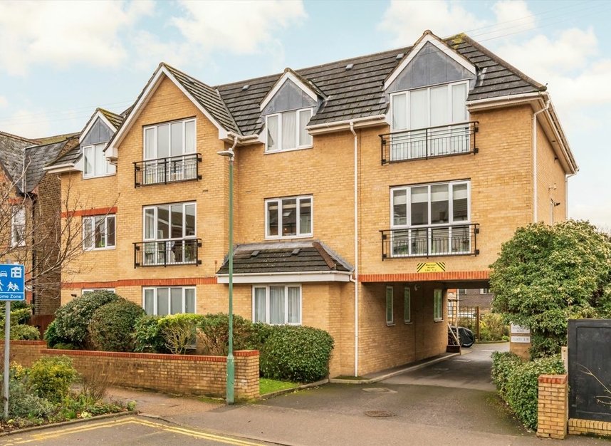 Properties for sale in Manorgate Road - KT2 7AL view1