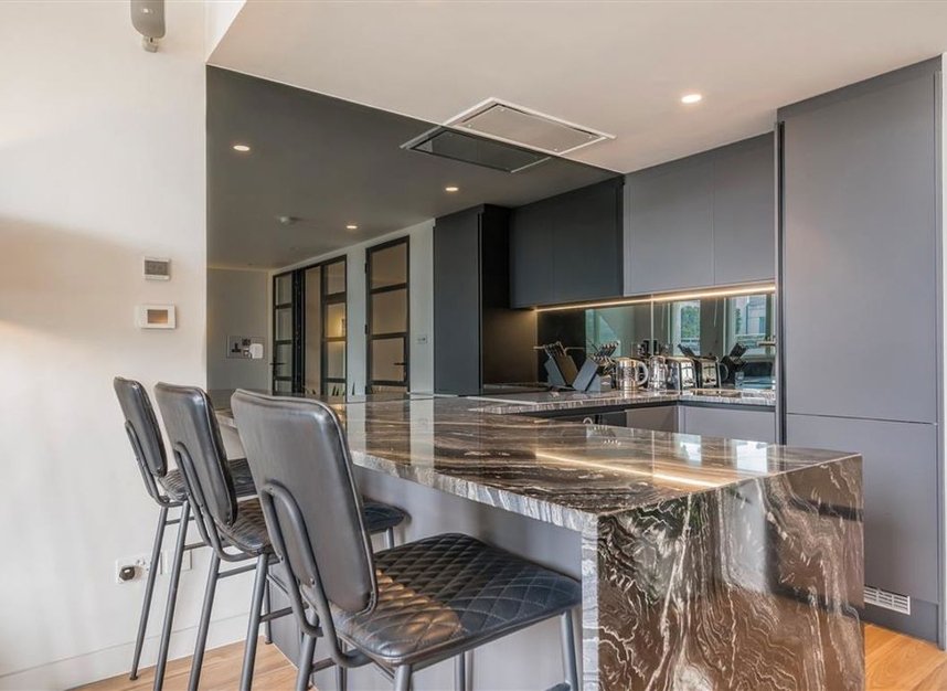 Properties for sale in Market Place - W1W 8ER view4
